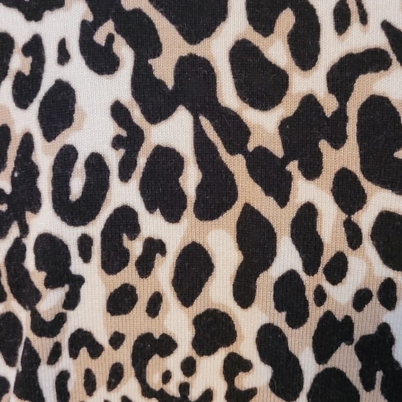 CABLE AND GAUGE Animal Print Cardigan, Size Medium - Picture 10 of 15